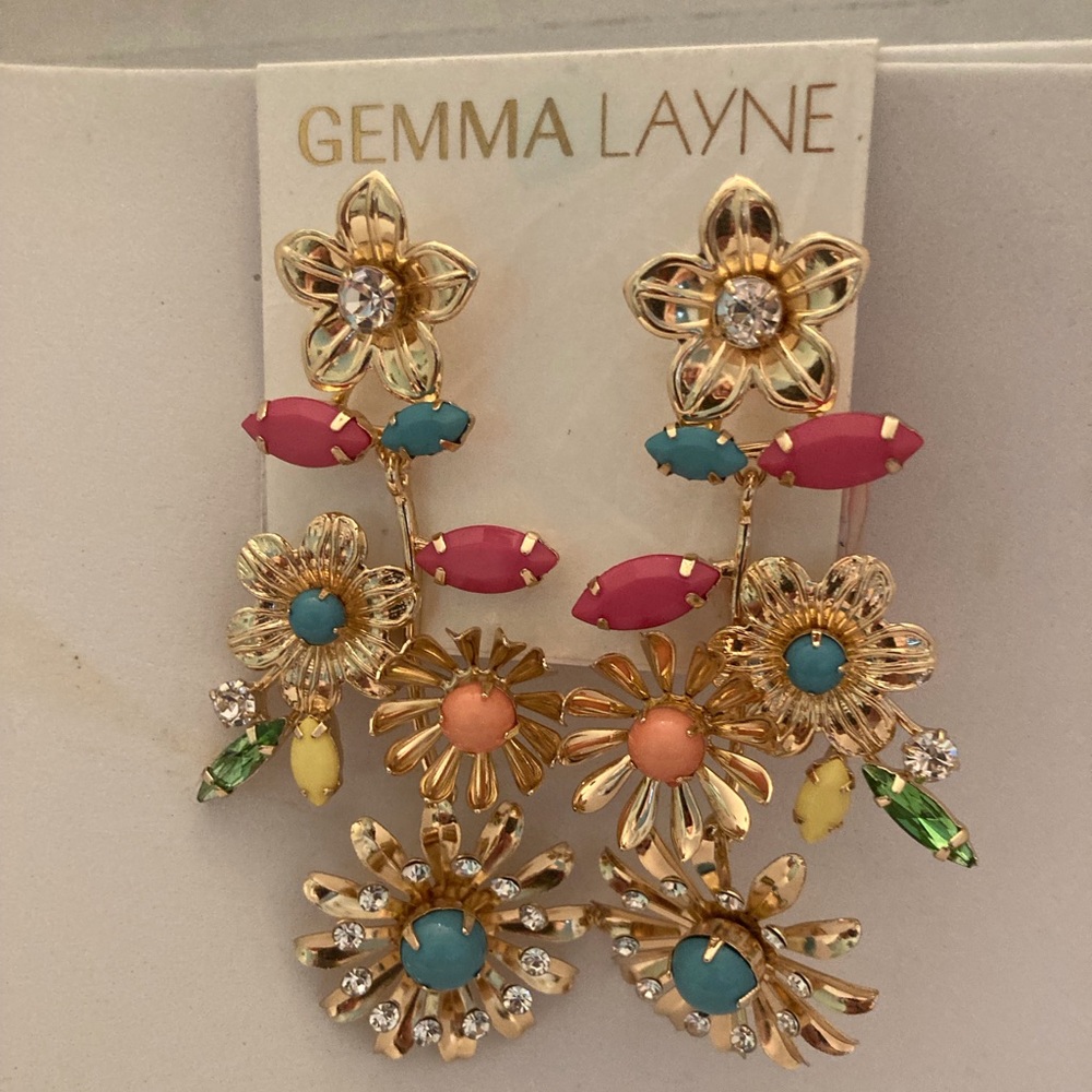 NWT GEMMA LAYNE EARRINGS